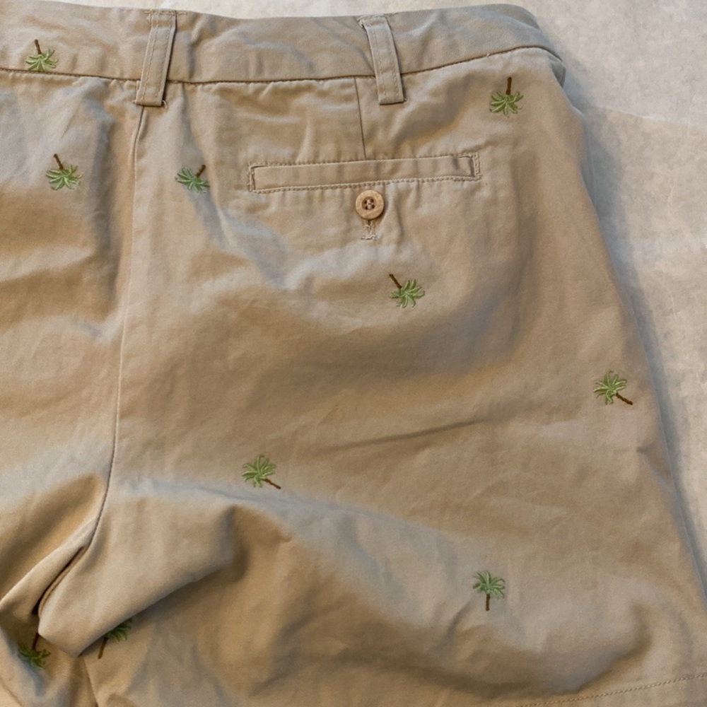 Khaki shorts - Picture 5 of 6